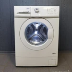 Фото №2 На 6 кг стиральная машина Hotpoint ariston