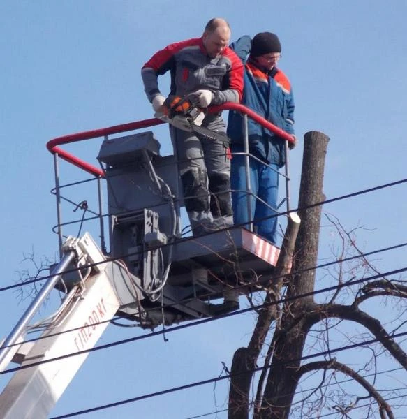Фото Автовышка телескопическая 18 метров