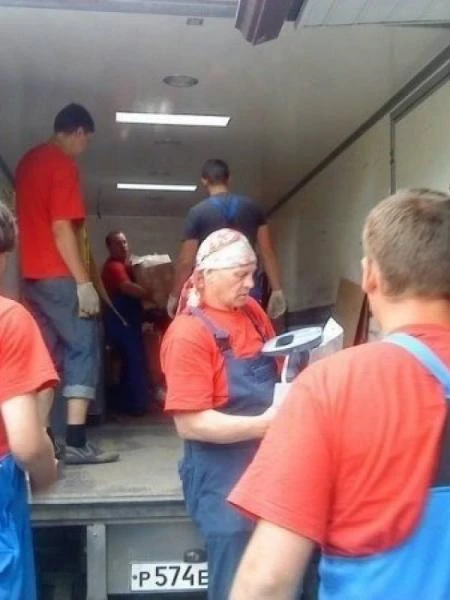 Фото Услуги грузчиков. Грузоперевозки.