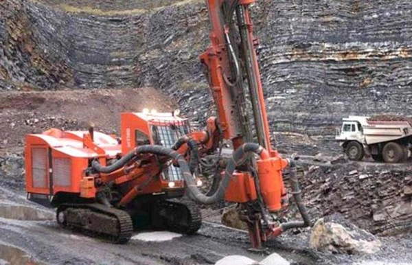 Фото Буровая установка под взрывы Sandvik DP 1500