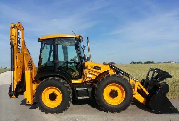 Фото Услуги трактора экскаватора JCB 3cx S