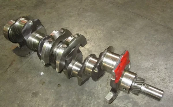 Фото Вал коленчатый Е2 газ ЗИЛ паз &quot;Аврора&quot; Валдай без шлицов