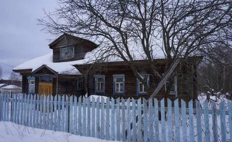 Фото Дом в тихой деревне, на берегу реки, в зелёной зоне,