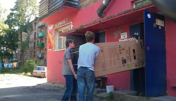 Фото Перевозка пианино.Такелажные работы.Услуги грузчиков.