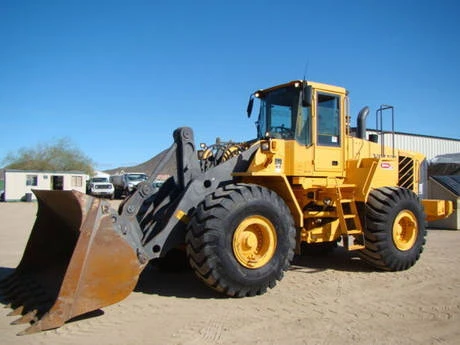 Фото Погрузчик колесный volvo l150e