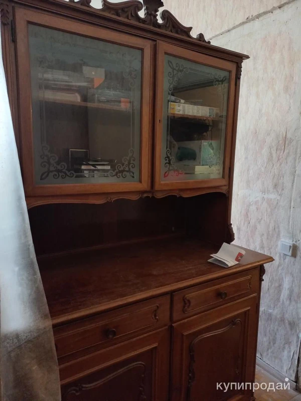 Фото Старинный комод