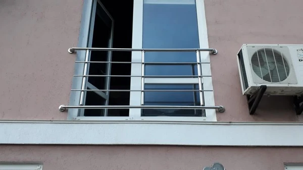 Фото Перила из нержавеющей стали