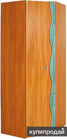 Фото стол +шкафчик навесной