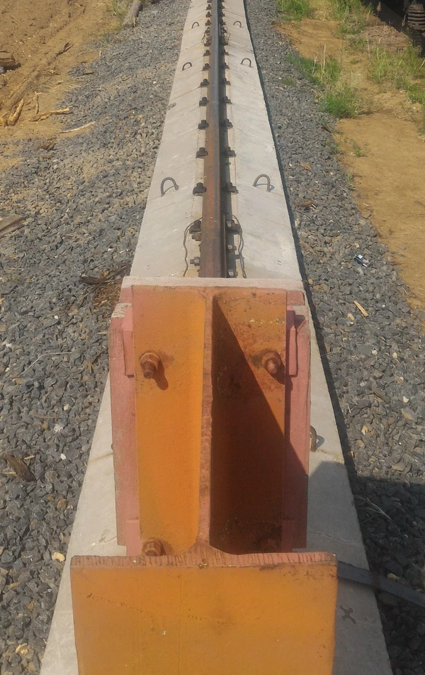 Фото Ремонт, реконструкция подкрановых путей кранов козловых, мостовых, башенных, кран балок