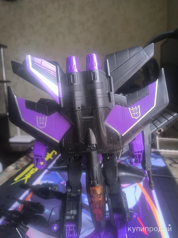 Фото Трансформер Skywarp