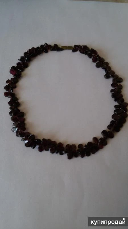 Фото Колье из натурального граната, Индия.