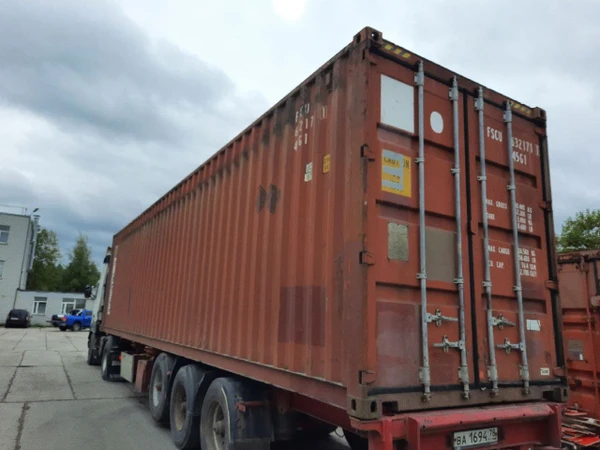 Фото Контейнер 40 футов High Cube — купить контейнер в СПб с доставкой