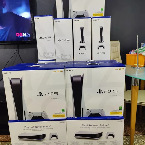 Фото Sony Playstation PS5 Slim Disc Edition Revision CFI-2000  Консоль