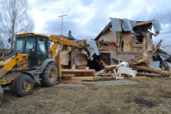 Фото Демонтаж старых строений