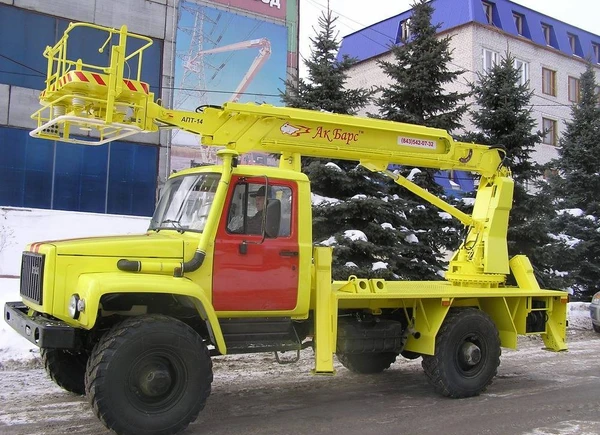 Фото Автоподъёмник, автовышка АПТ-14 на шасси ГАЗ-33081