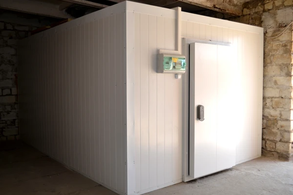 Фото Камеры Шоковой Заморозки - Холодильные - Морозильные от Производителя. Любой Размер и Температура Под Ваш Заказ!!!