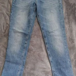 фото Джинсы женские GUESS