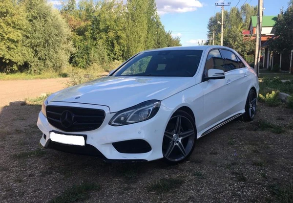 Фото Аренда авто Toyota LС 200 2015, Mercedes-Benz Е-class