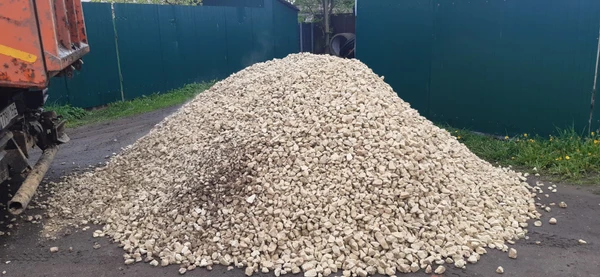 Фото Известняковый щебень 20–40 с доставкой