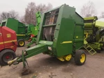 фото Пресс-подборщик John Deere 550