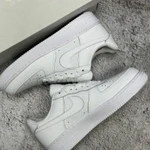Фото №2 Кроссовки Nike air force 1