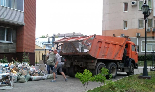 Фото Вывоз строительного мусора, грузчики, грузоперевозки