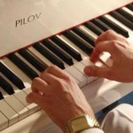 Уроки по фортепиано и синтезатору