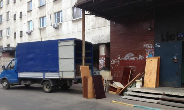 Фото Вывоз мусора/Вывоз старой мебели и Вывоз хлама