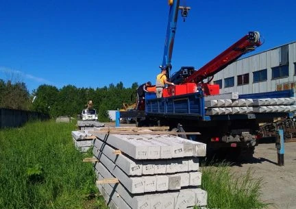 Фото Фундаменты из жб свай быстро