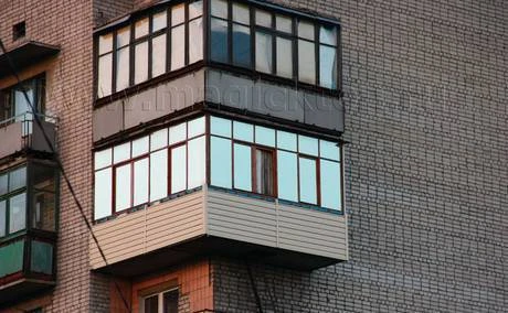 Фото Тонировка балконов, коттеджей и загородных домов