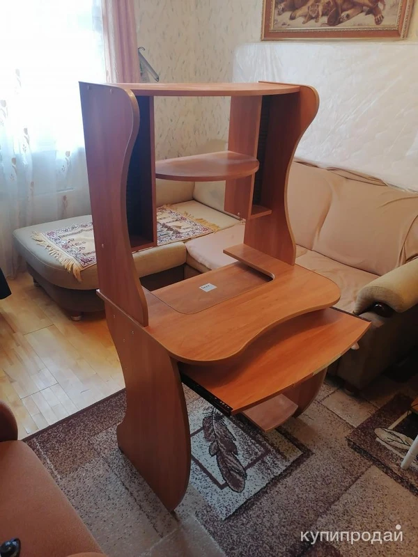 Фото Компьютерный стол