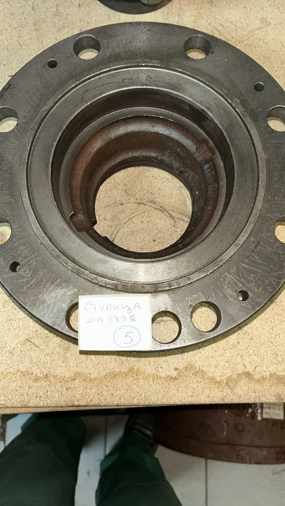 Фото Ступицы к вилочному погрузчику ДВ1792