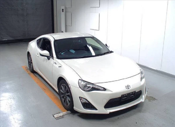 Фото Toyota 86 отличный спортивный купе