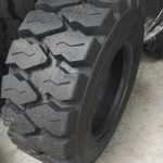 Фото №3 Шины на минипогрузчик 12-16.5 Hulk крупный блок