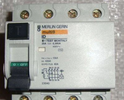 Фото Multi 9 merlin gerin ID 4P 25 300MA(23040)