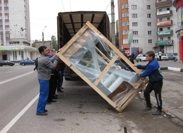 Фото Услуги грузчиков, разнорабочих.