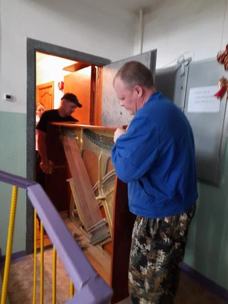 Фото Утилизация пианино в Омске Вывозим пианино на свалку