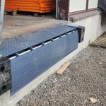 Фото №4 Минидок EOD 2000 Механический минидоклевеллер 6000кг с бамперами и консолями