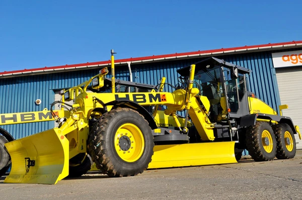 Фото Грейдер BOMAG BG 160 — 16 тонн