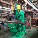 фото Вертикально-фрезерный станок 6Р13