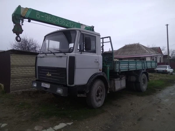 Фото Грузоперевозки манипулятором МАЗ