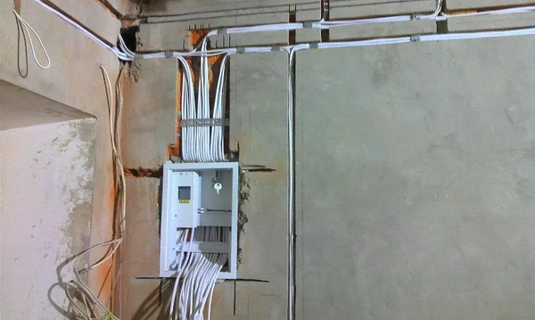 Фото МОНТАЖ электропроводки