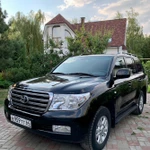 Аренда автомобиля Toyota Land Cruiser 200