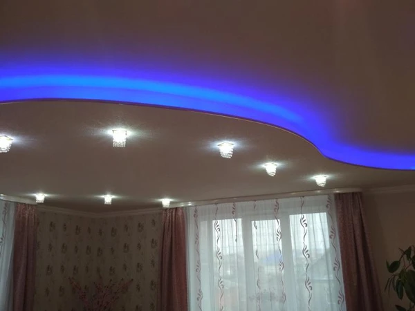 Фото Натяжные потолки