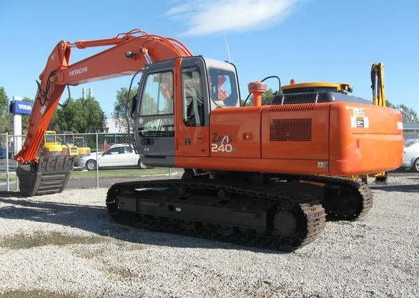 Фото Аренда экскаватора гусеничного Hitachi ZX 240LC