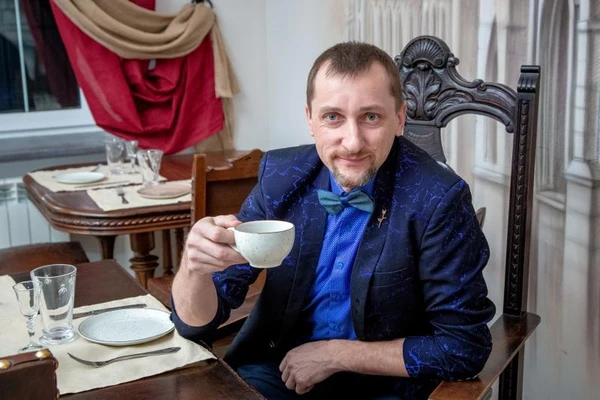 Фото Поющий ВЕДУЩИЙ + Диджей ВЯЧЕСЛАВ ГРИГОРЬЕВ! Свадьбы, Юбилеи!