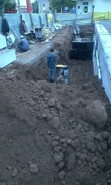 Фото Трамбовка грунта