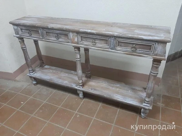 Фото Консольный стол из массива дерева