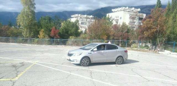 Фото Автоинструктор Инструктор по вождению