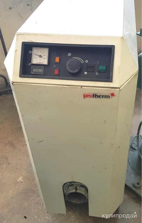 Фото Котел отопительный жидкотопливный напольный Protherm 3150NL
